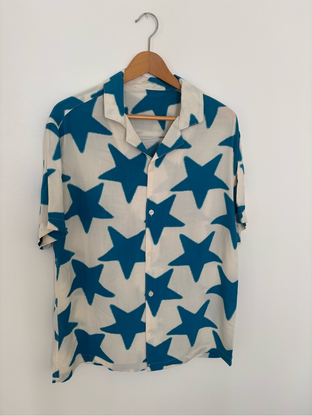 Men's Short Sleeve Star Print Shirt - Blue